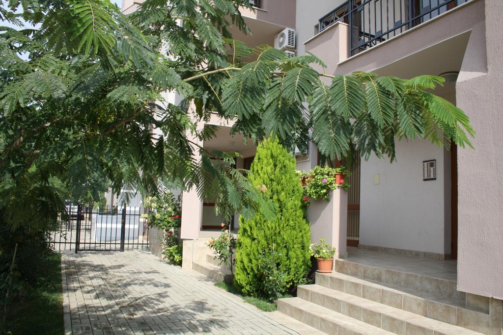 Alex Deluxe Apartments Sunny Beach Esterno foto
