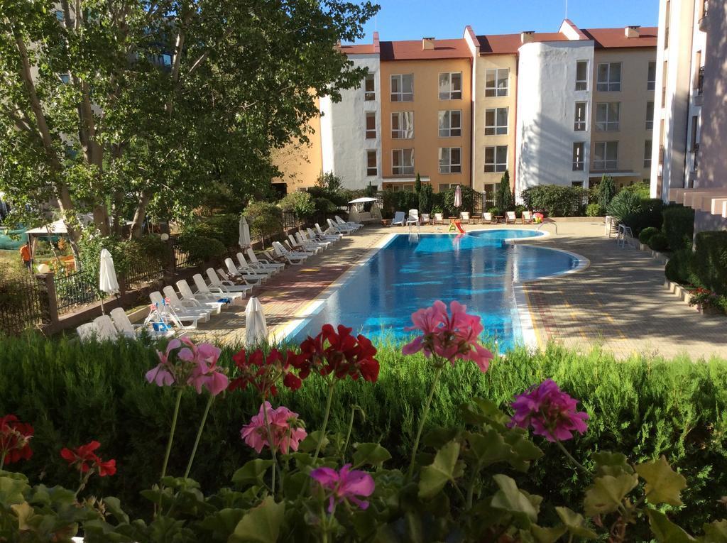 Alex Deluxe Apartments Sunny Beach Esterno foto
